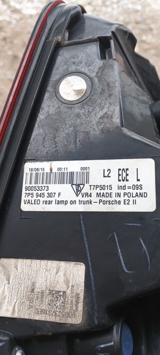 Lampy tył Porsche Cayenne 2015 komplet