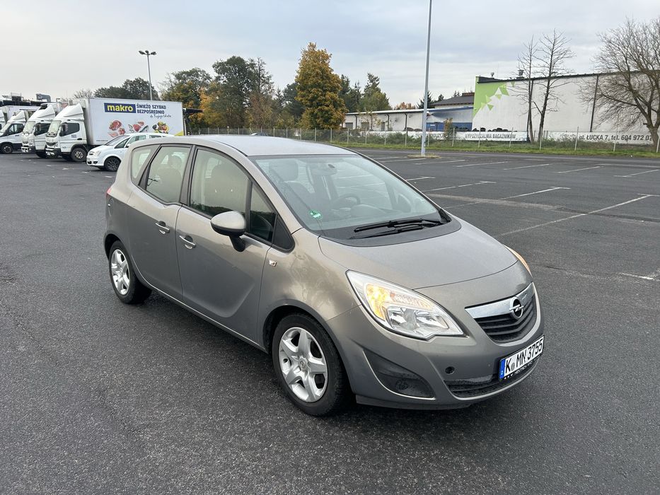 PRZYGOTOWANA DO REJESTRACJI Opel Meriva 1.4 benzyna bez Turbo Tempomat