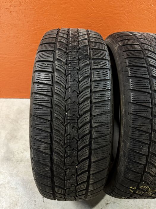 Шини резина R18 235.60 sava пара