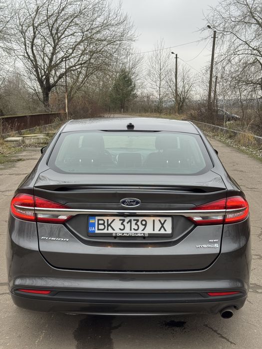 Ford Fusion 2017 рік 2.0 гібрид