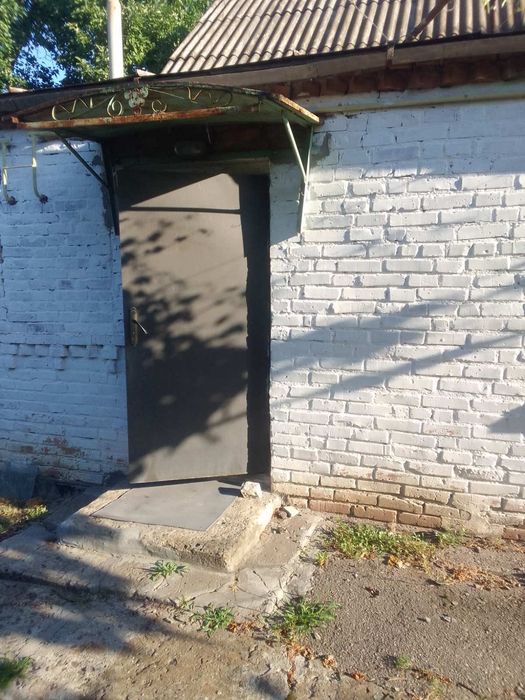 Продам будинок у Фастові, 64,1 м², 5 соток, газ, гараж, 10 хв до вокзалу, 60 км від Києва