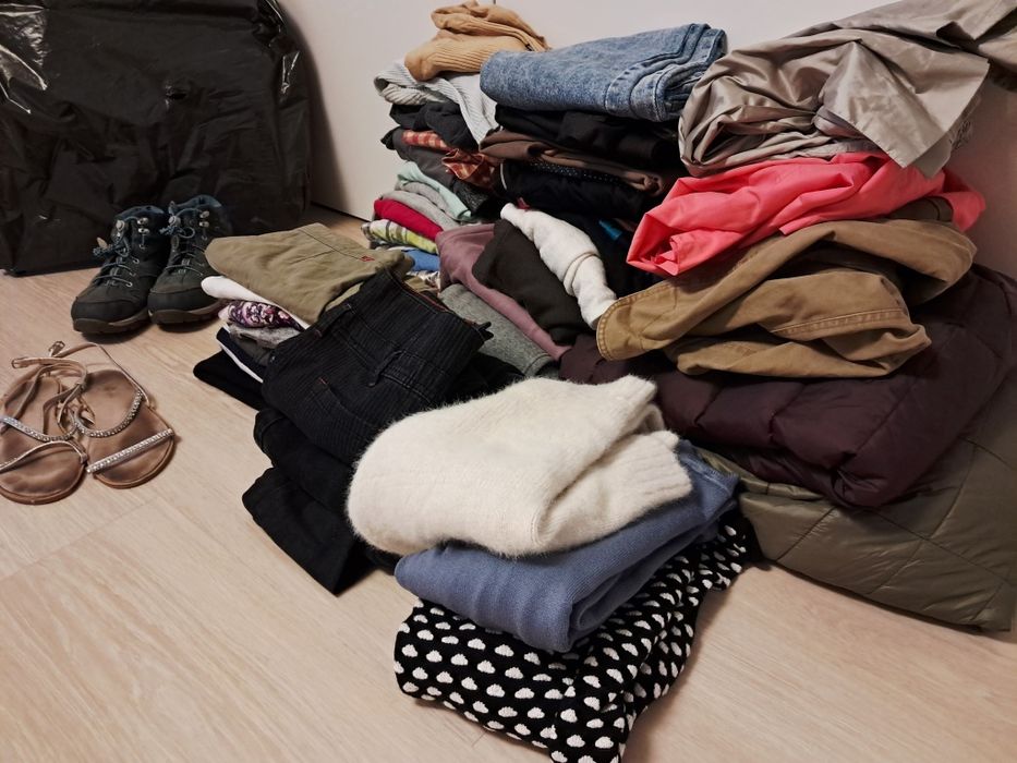 Odzież i buty damskie 12kg