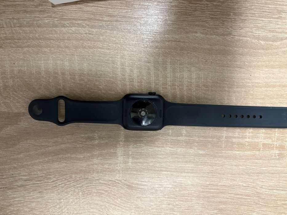 Sprzedam Apple Watch SE