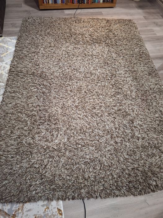 Tapete/carpete em bom estado