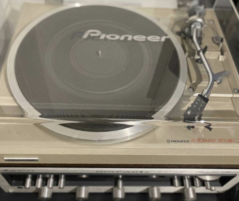 Gramofon Pioneer + płyty winylowe 15 szt