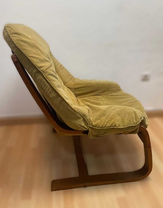 Cadeira de balanço Ikea