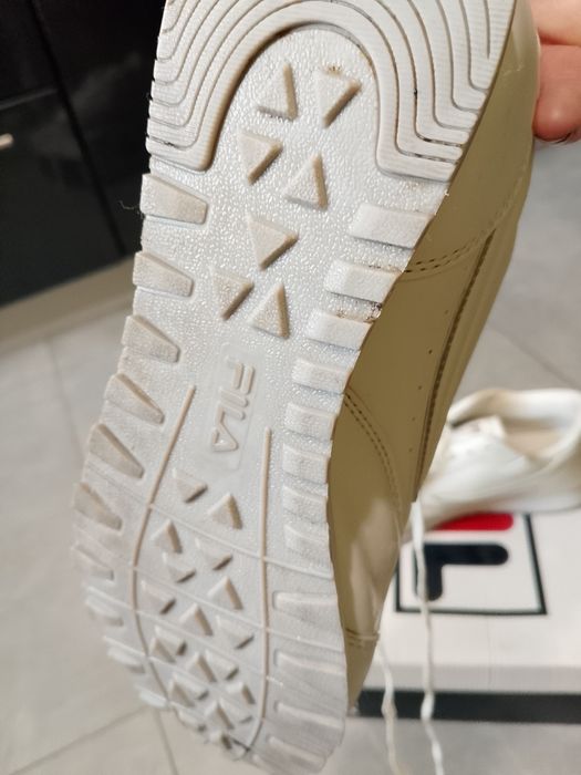 Buty damskie FILA  39