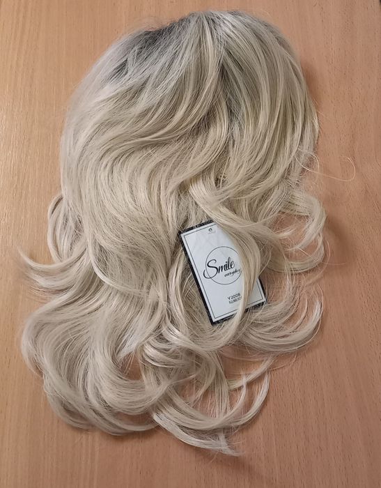 Парик светлый блонд тэрмо