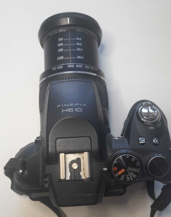 Aparat cyfrowy Fujifilm Finepix S10 Zoom x 30