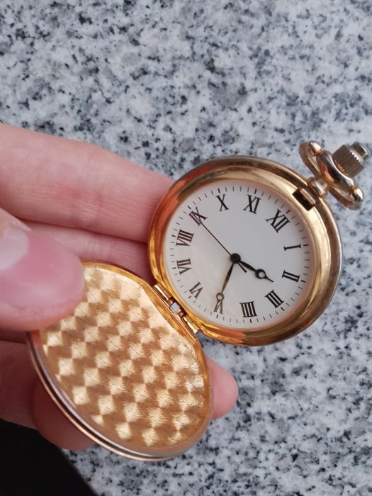 Zegarek stylizowany vintage