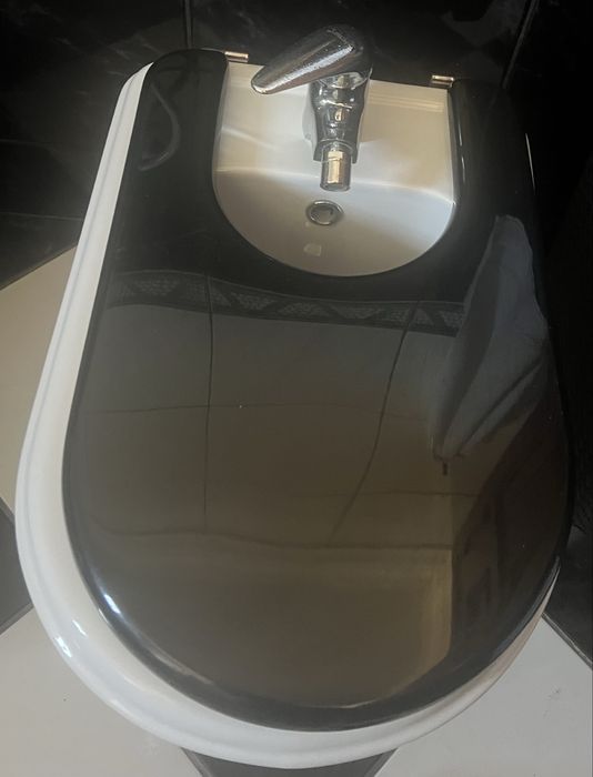 Bidé de marca indusa