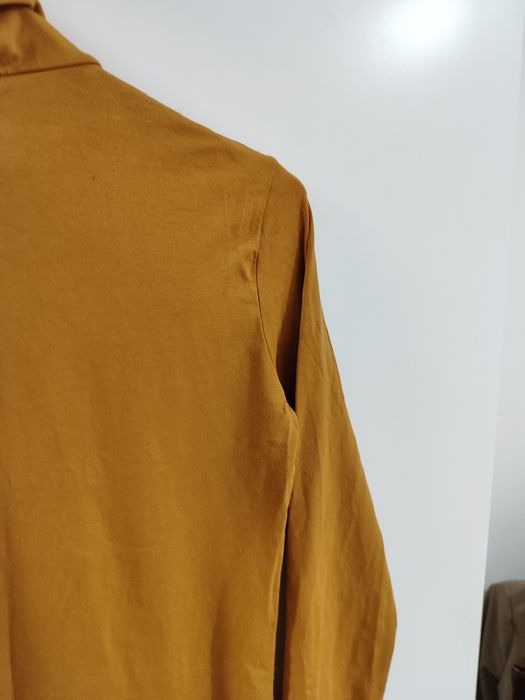 Brązowy golf damski