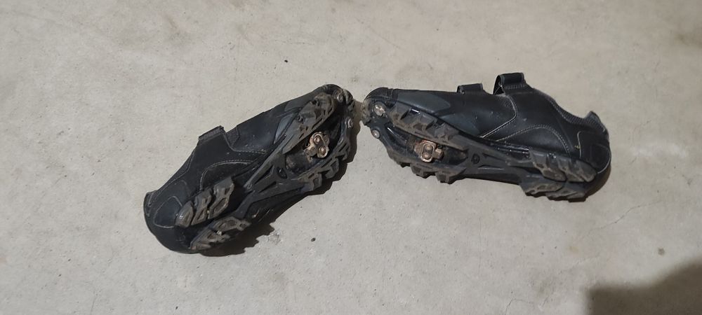 Sapatos BTT spd Giro