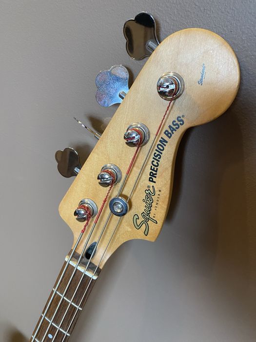 Gitara basowa Fender Squirer Precision Bass