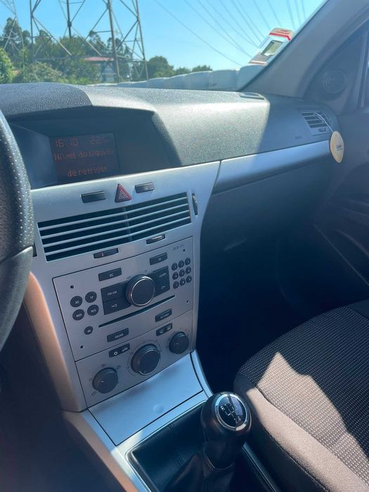Opel Astra Caravan 1.4 Gasolina 2008 - Apenas 84.800 km - Único Proprietário