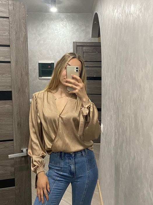 всі блузки по 160 грн