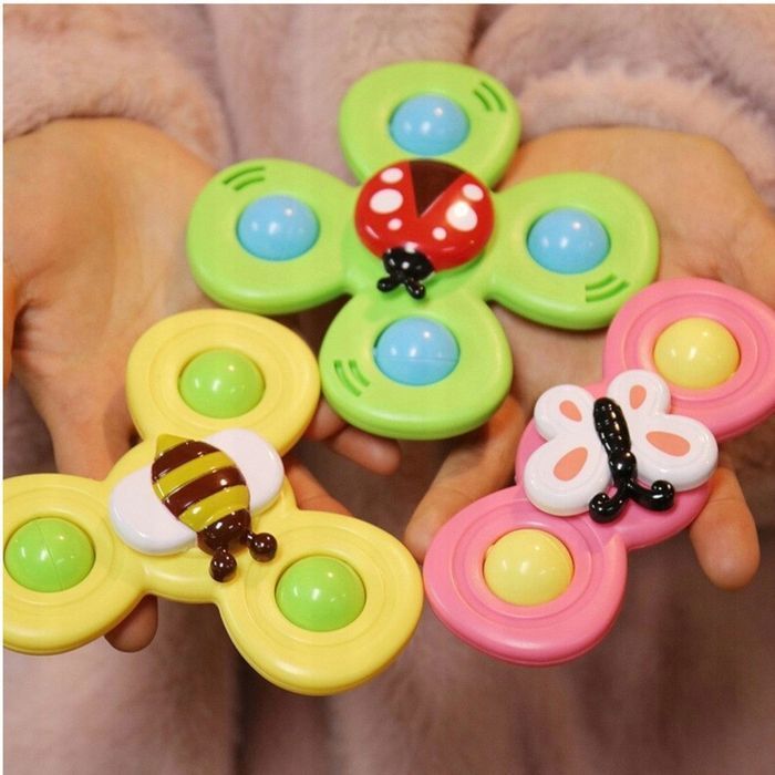 3 przyssawki sensoryczne grzechotka spinner me-042
