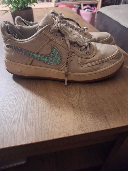 Nike Air Force 1 Low x Travis Scott Sail