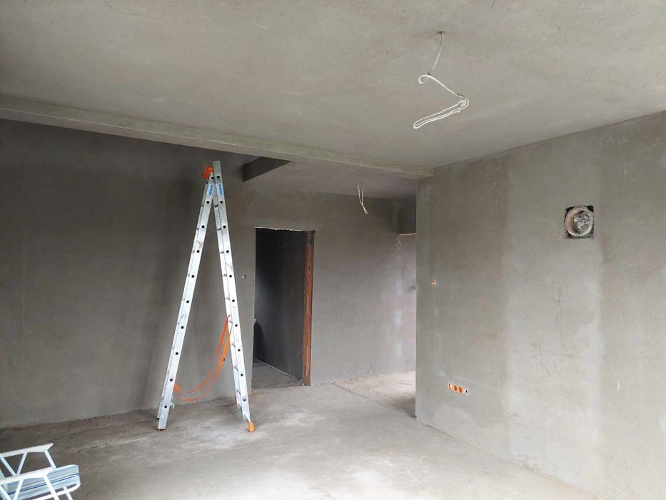 Tynki cementowo wapienne  maszynowo  posadzki maszynowe