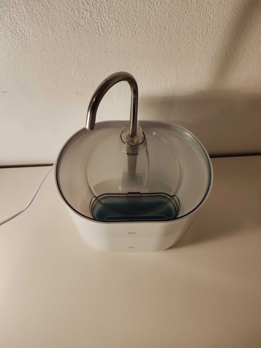 Fonte automática / bebedouro elétrico para gato ou cão pequeno