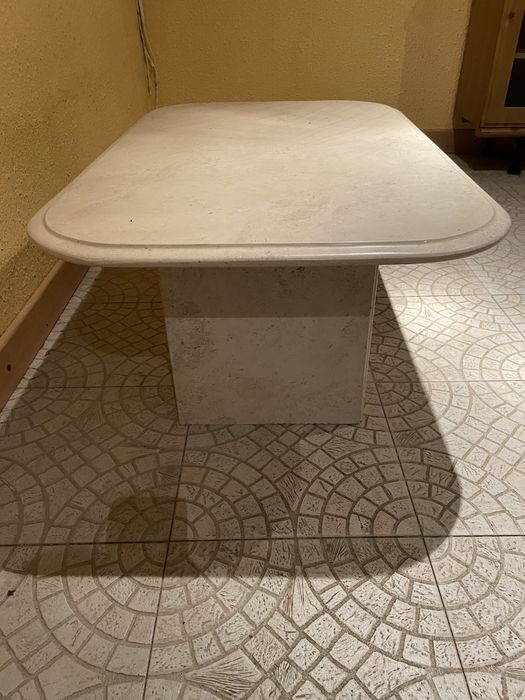 Mesa centro/apoio pedra