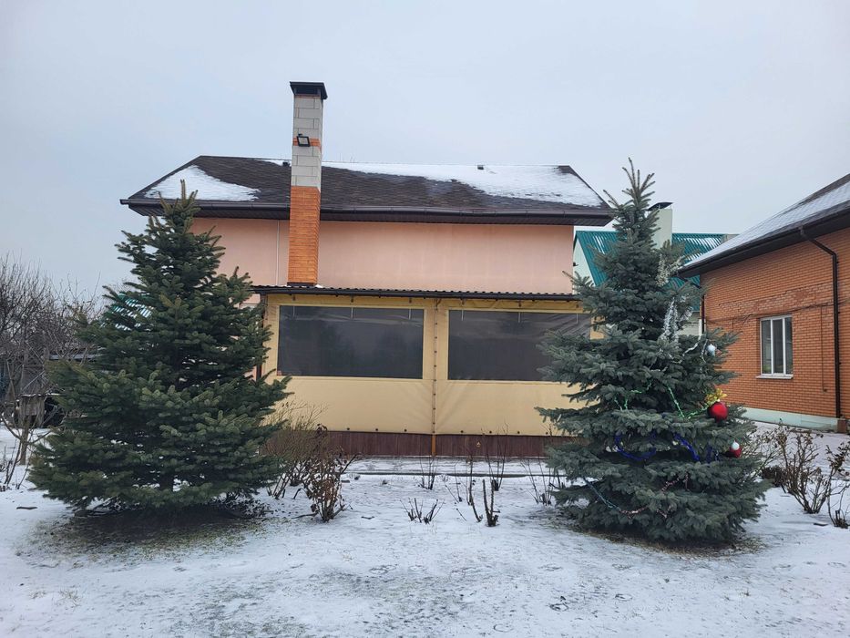 Здається в довгострокову оренду 2х поверховий дім в с. Обухівка