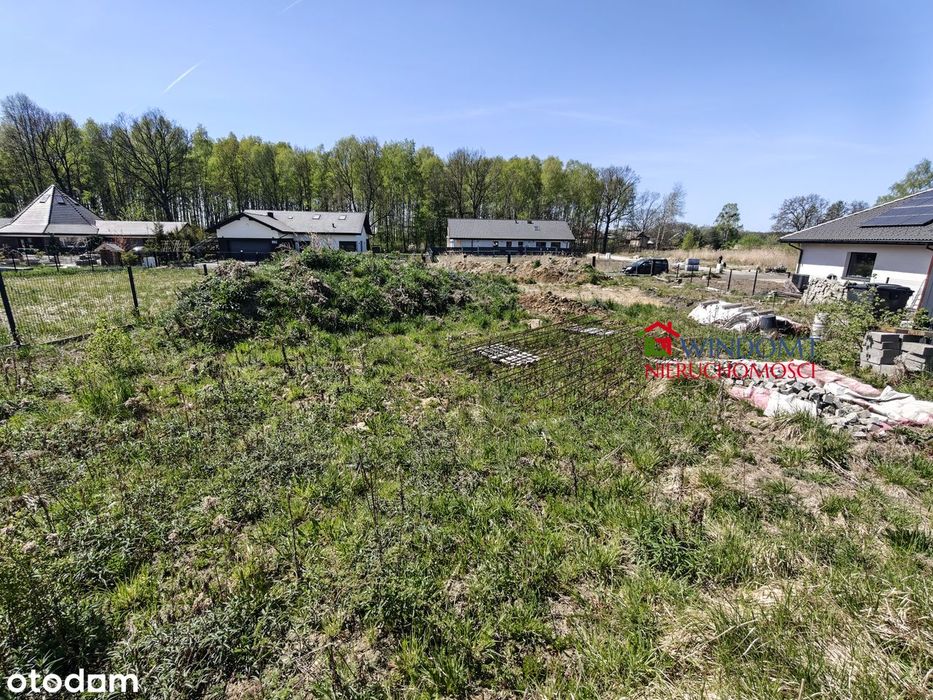 Duża, uzbrojona, z pozwoleniem na budowę i projektem budowlanym. – další