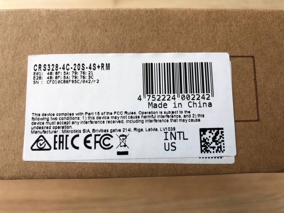 Комутатор Mikrotik CRS328-4c-20s-4s+rm