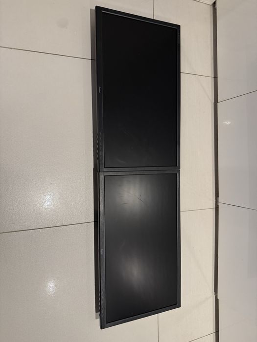 2 monitory Iiyama ProLite B2483HSU