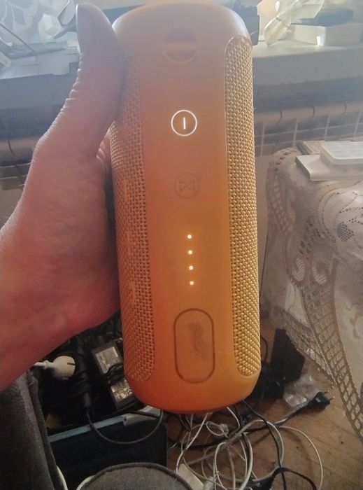 JBL głośnik do naprawy albo na części Chartum głośniki