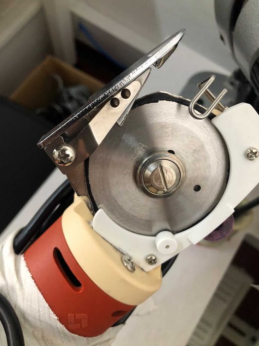 Tesoura Elétrica Circular Dison DS T100
