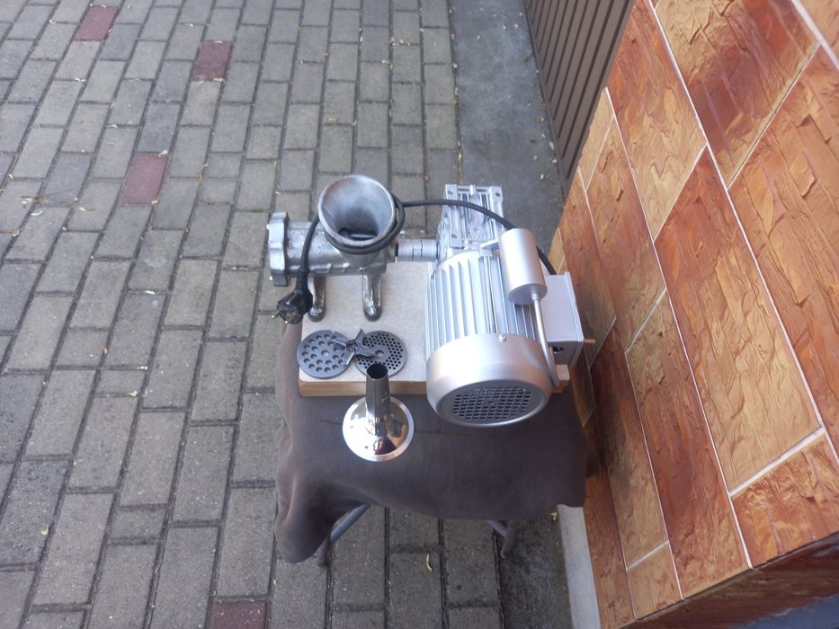 Maszynka do mięsa Alfa 12