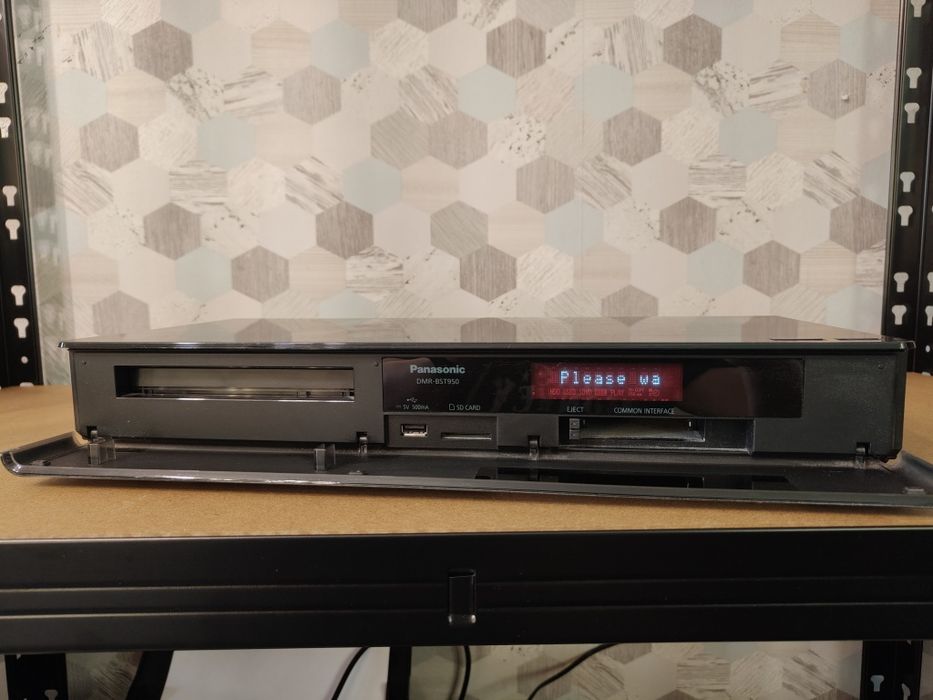 Nagrywarka Blu-ray Panasonic DMR-BST950