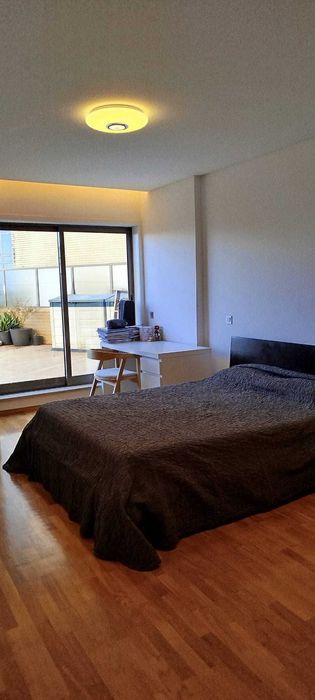 Apartamento T3 com áreas generosas no centro de Santo Tirso