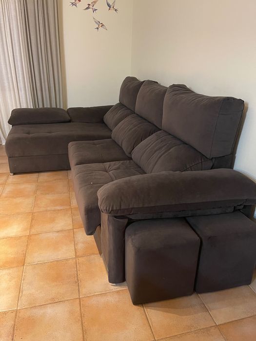 Sofá com chaise longue elevatório