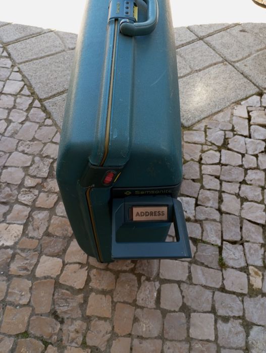 Malas de viagem usadas