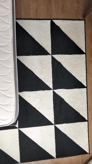 Tapete preto e branco Grande