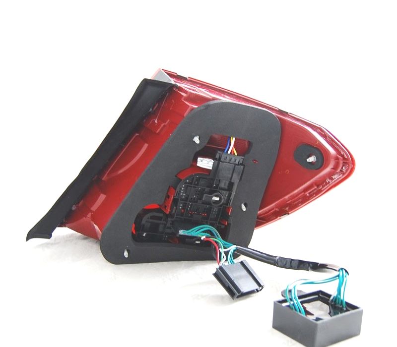 FAROLINS TRASEIROS MERCEDES CLASSE C W204 KOMBI 07-11 BAR LED VERMELHO CROMADO