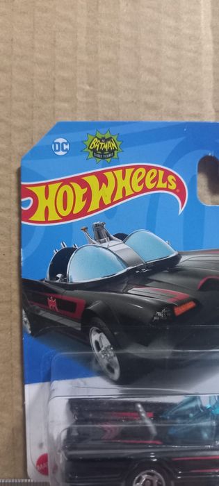 Tv series batmobile hot wheels batman