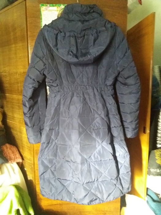 Красивое балоневое демосезонное пальто