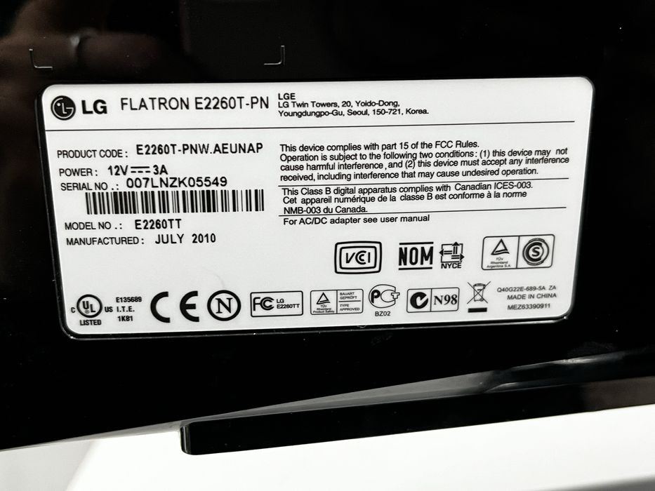 Монітор LG Flatron E2260T-PN
