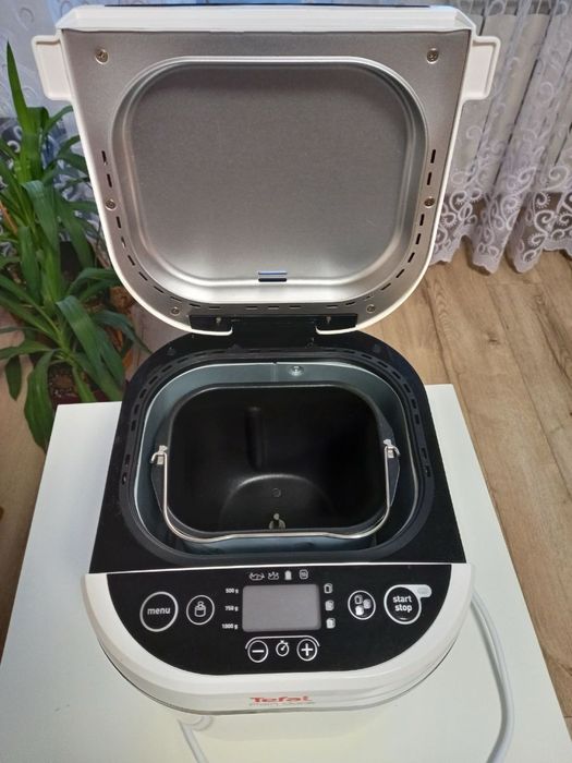 хлібопічка Tefal біла