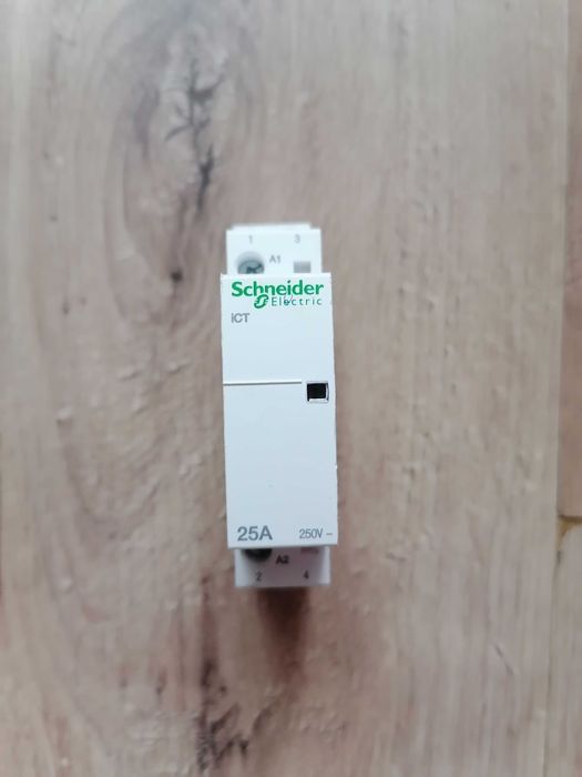 Контактор модульный Schneider, на рейку, 220 В, 25 А, 2 НО