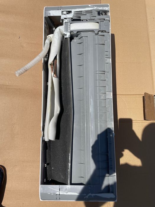 Ar Condicionado Interior Vulcano Easy2 Cool UI-R32 (2,6 kW / 9.000 BTU