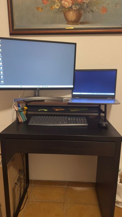 Secretaria/mesa para computador