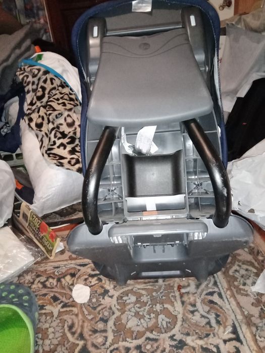 Детское автокресло(britax romer)