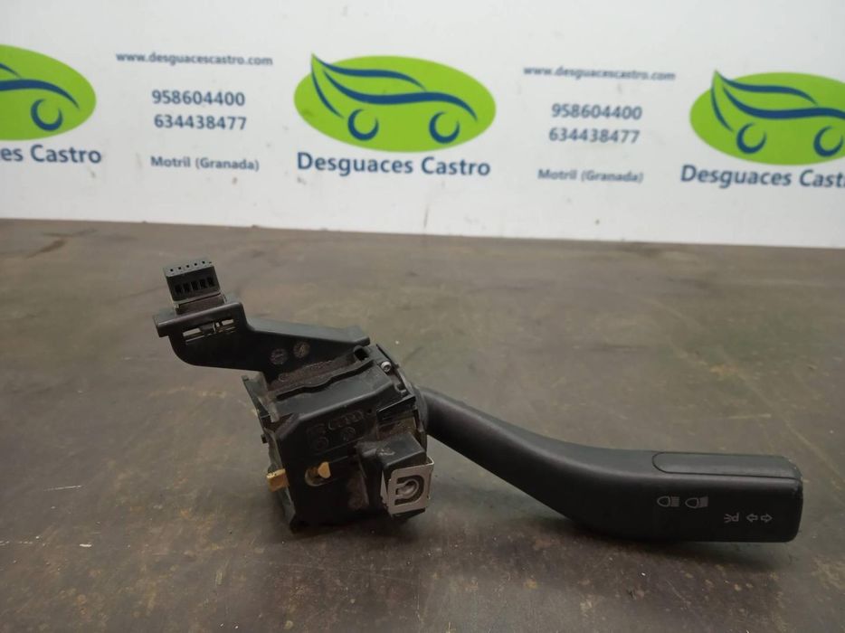 Comandos Dos Piscas Volkswagen Golf V 1K110.2003
