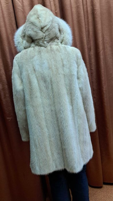 Futro z norek (kolor szampański)