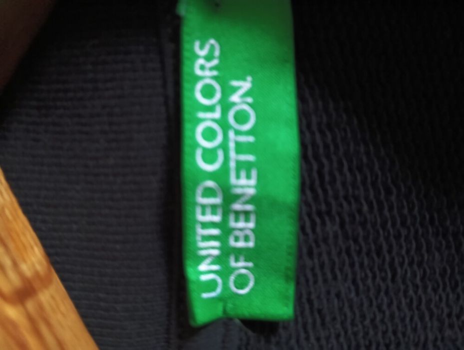 Фирменный бомбер Benetton