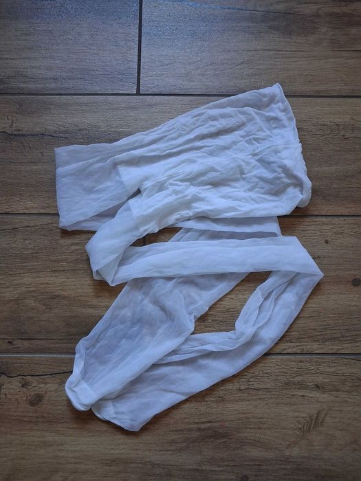 Białe damskie rajstopy